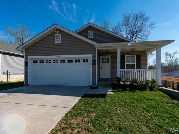 1668 Missouri Avenue, Pacific, MO 63069