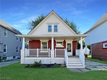 4001 E 54th Street, Newburgh Heights, OH 44105