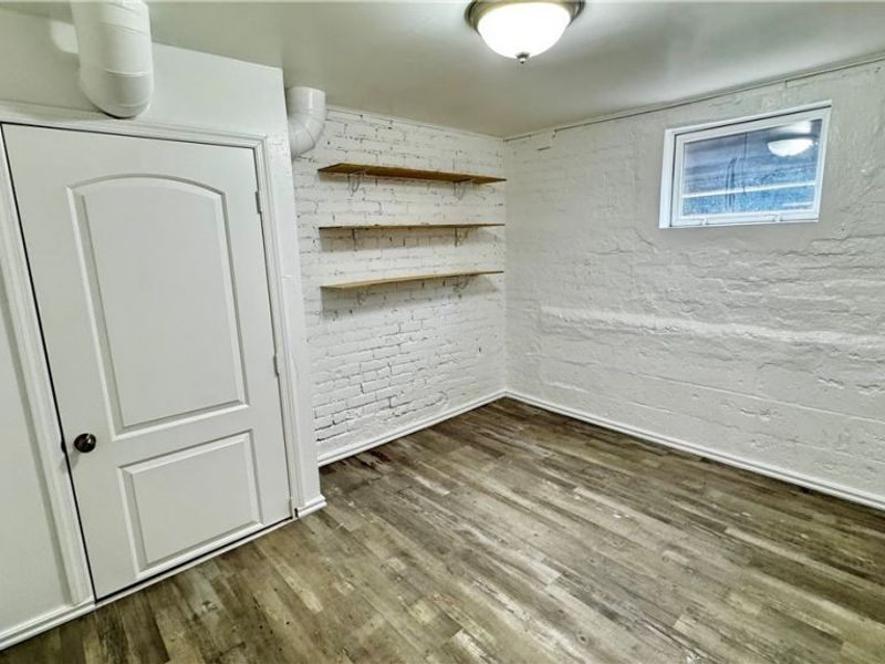 4001 E 54th Street, Newburgh Heights, OH 44105 Photo 17