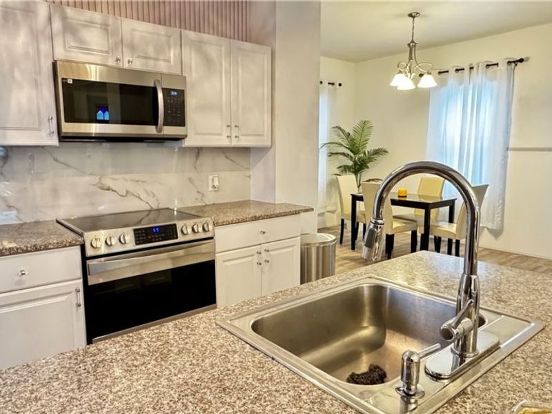 4001 E 54th Street, Newburgh Heights, OH 44105 Photo 4