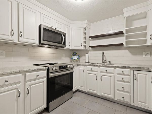 42 Second Ave, Unit 20, North Attleboro, MA 02760