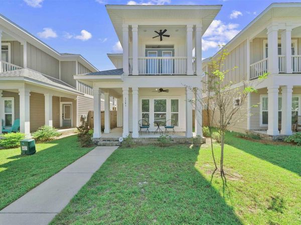 1141 W Romana St, Pensacola, FL 32502