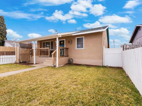 1326 E River St, Pueblo, CO 81001