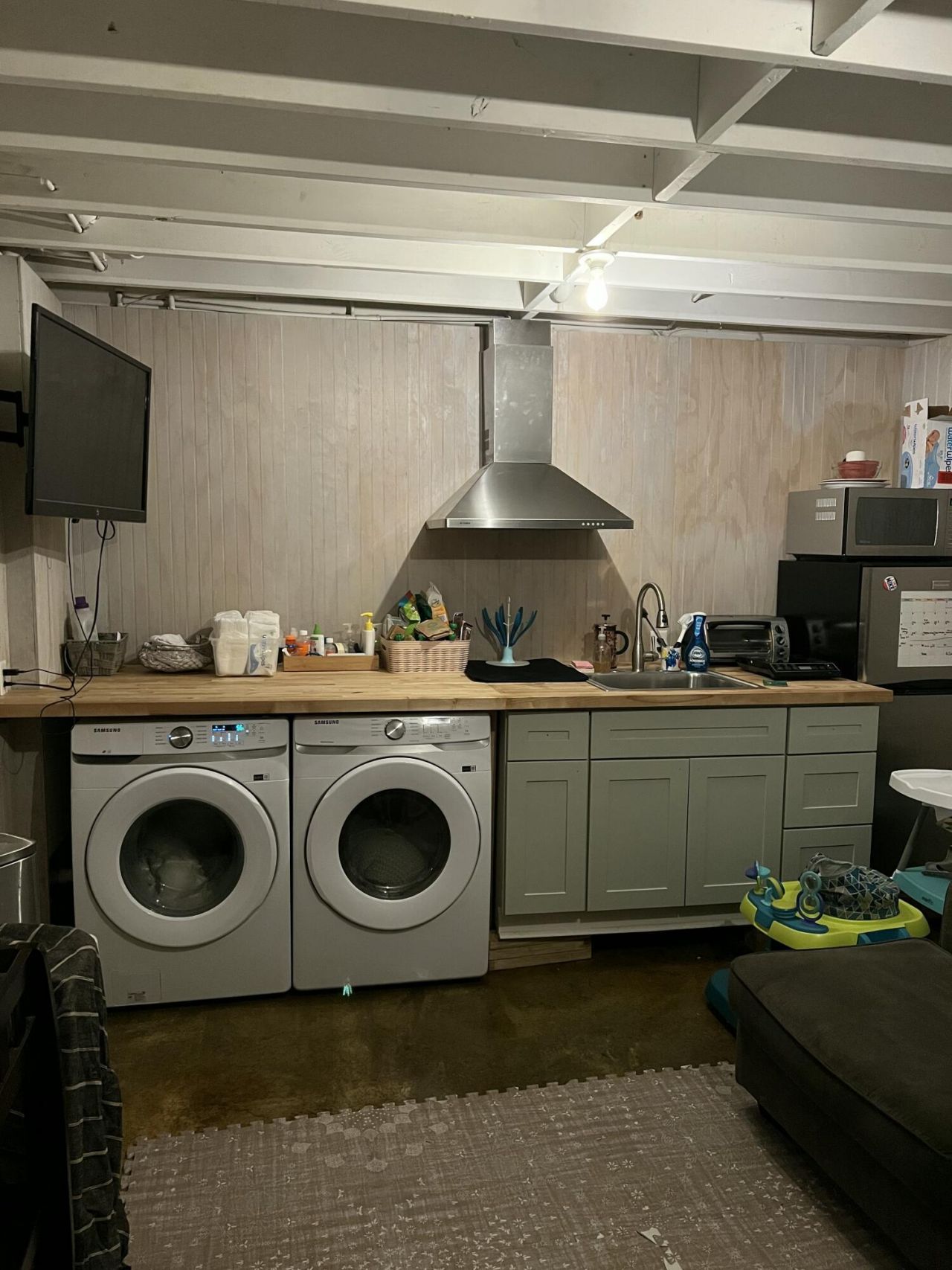 189 Grove Street Photo 11