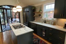 189 Grove Street photo 4