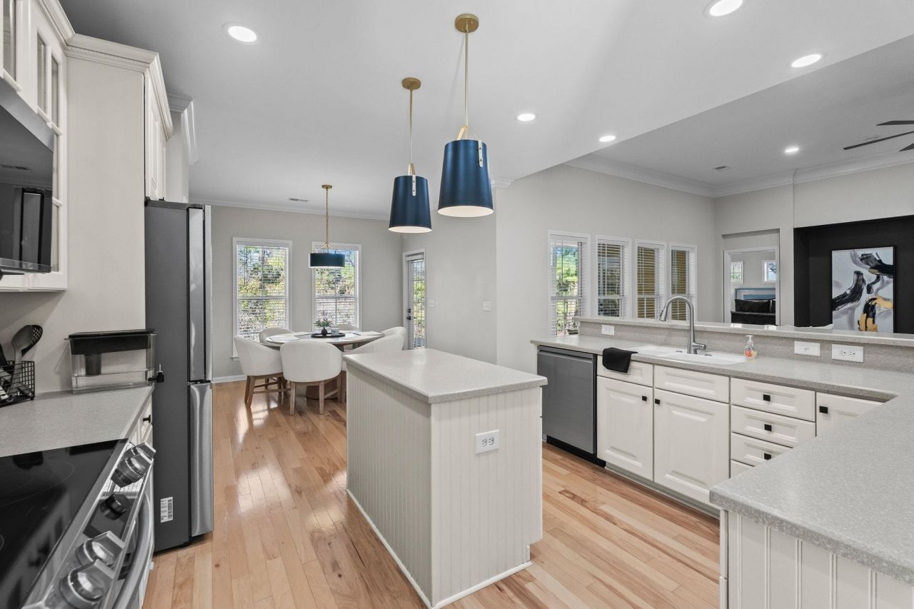 837 Wind Whisper Circle Photo 70