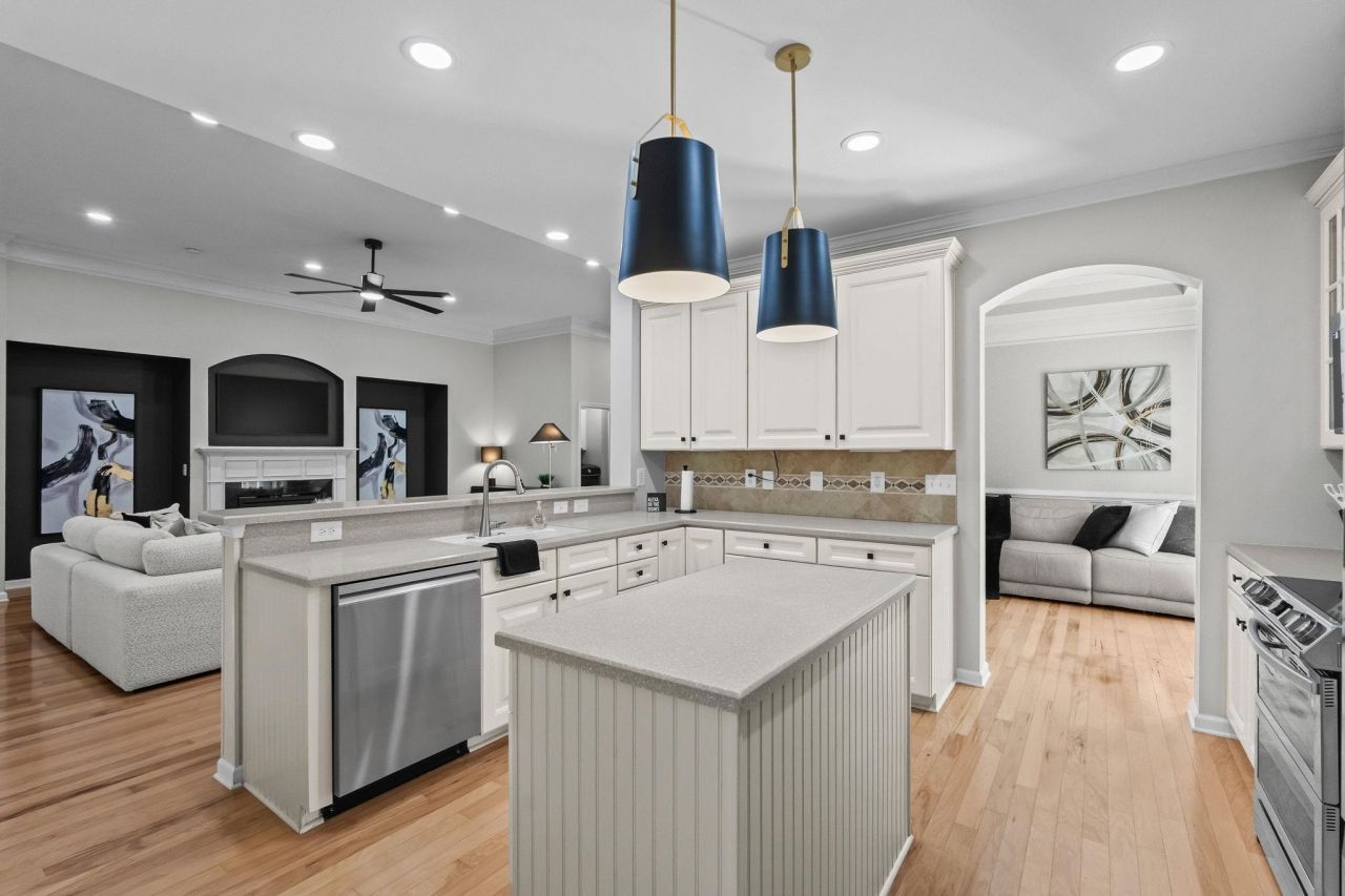 837 Wind Whisper Circle Photo 8