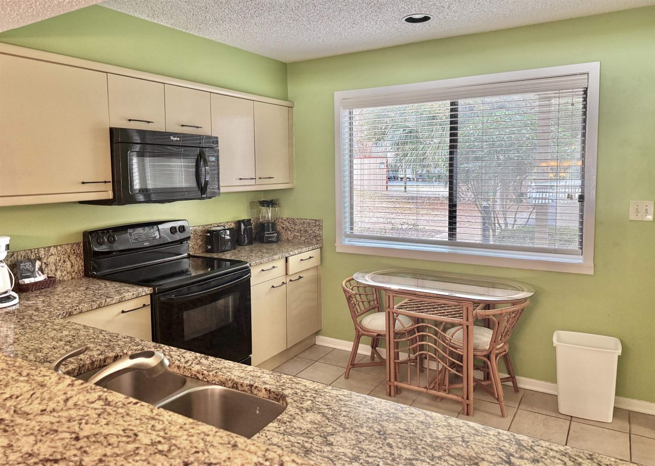 133 Hartland Dr.  Photo 14