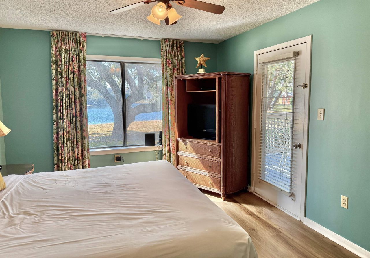 133 Hartland Dr.  Photo 21