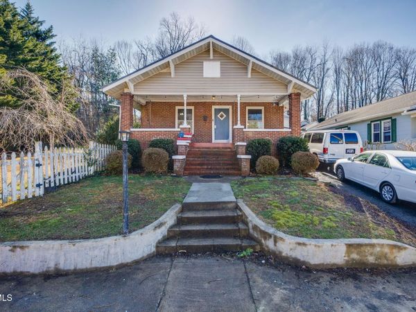 605 Franklin Street, Johnson City, TN 37604