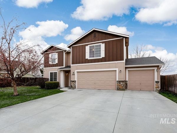 3558 N Bryce Canyon Ave, Meridian, ID 83646