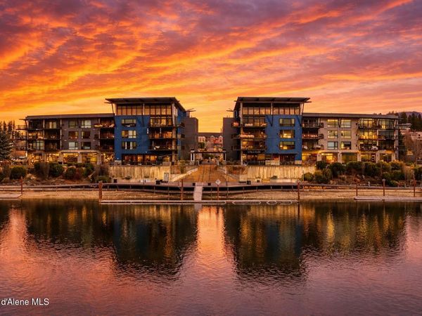 1950 W Bellerive LN, UNIT 203, Coeur d'Alene, ID 83814