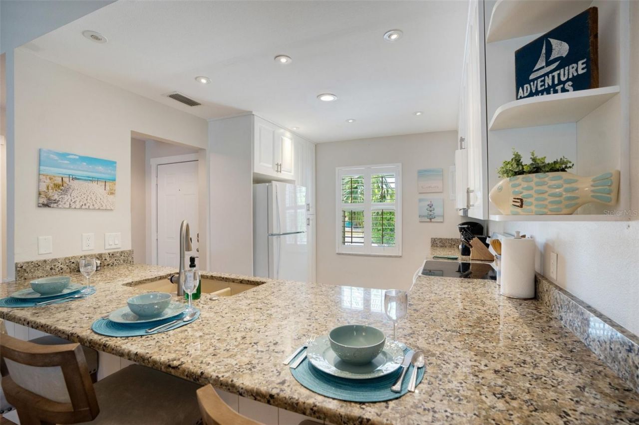 2051 Roselawn Street, Sarasota, FL 34231 Photo
