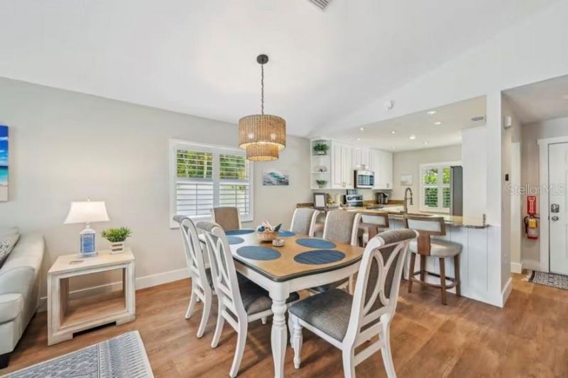 2051 Roselawn Street, Sarasota, FL 34231 Photo