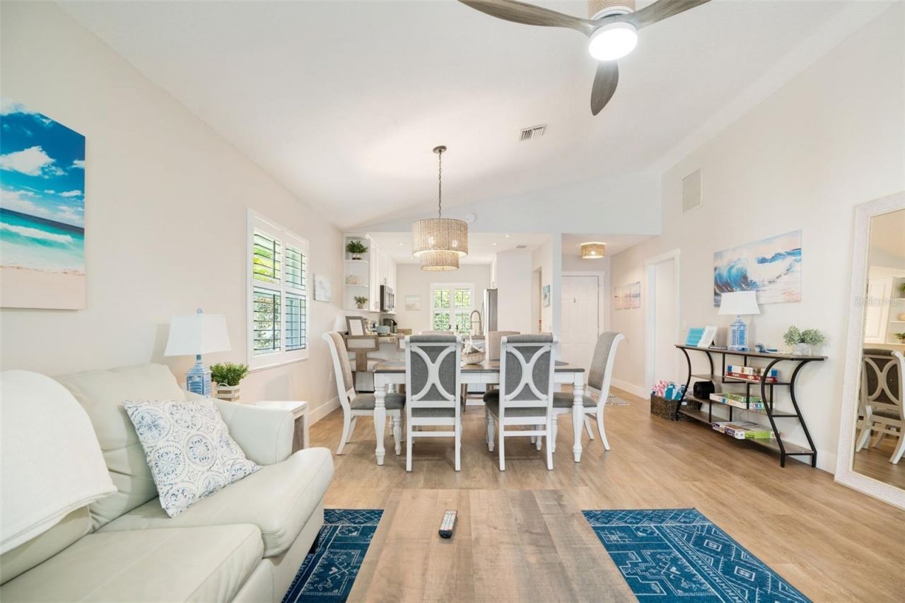 2051 Roselawn Street, Sarasota, FL 34231 Photo