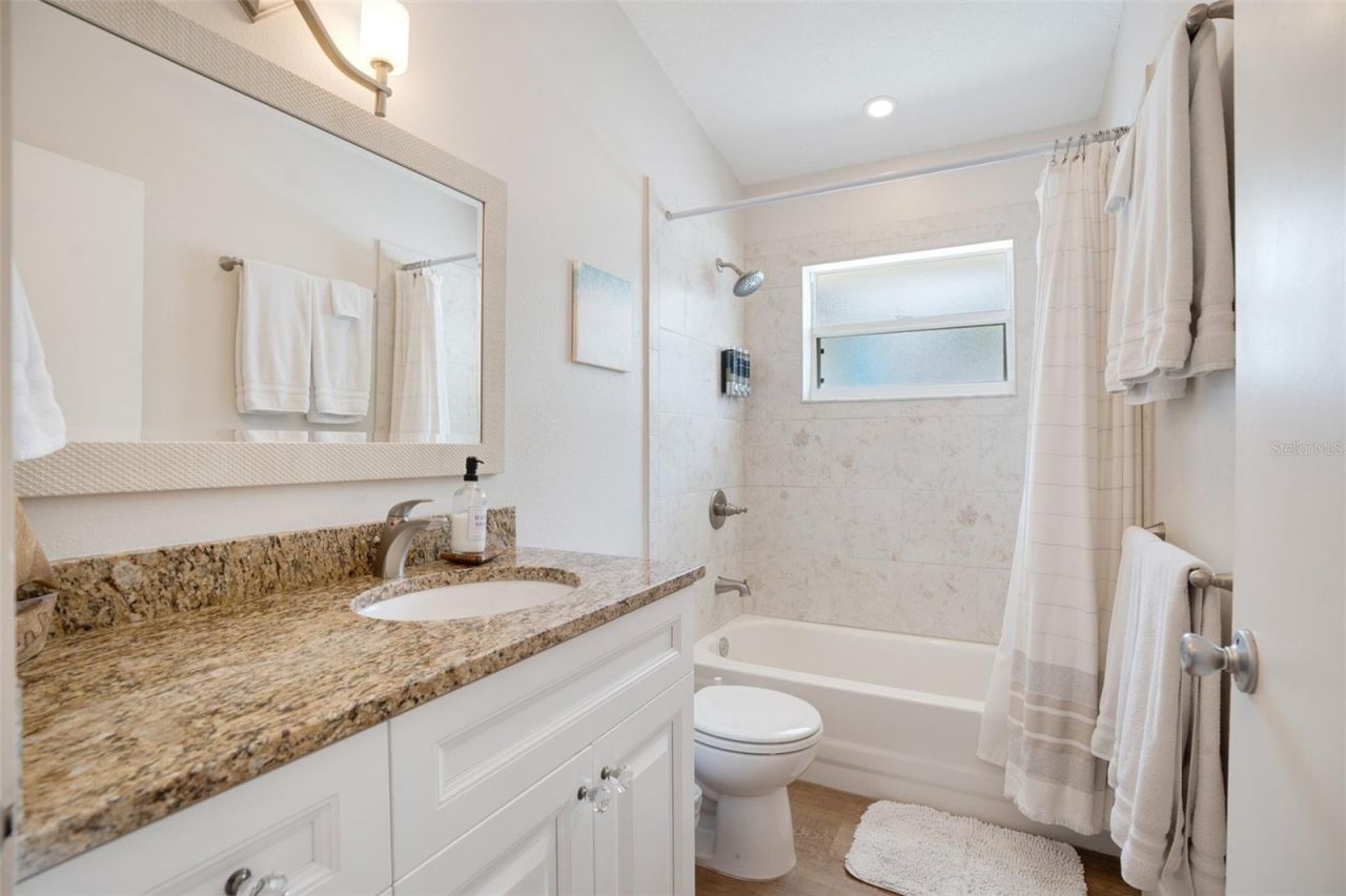 2051 Roselawn Street, Sarasota, FL 34231 Photo