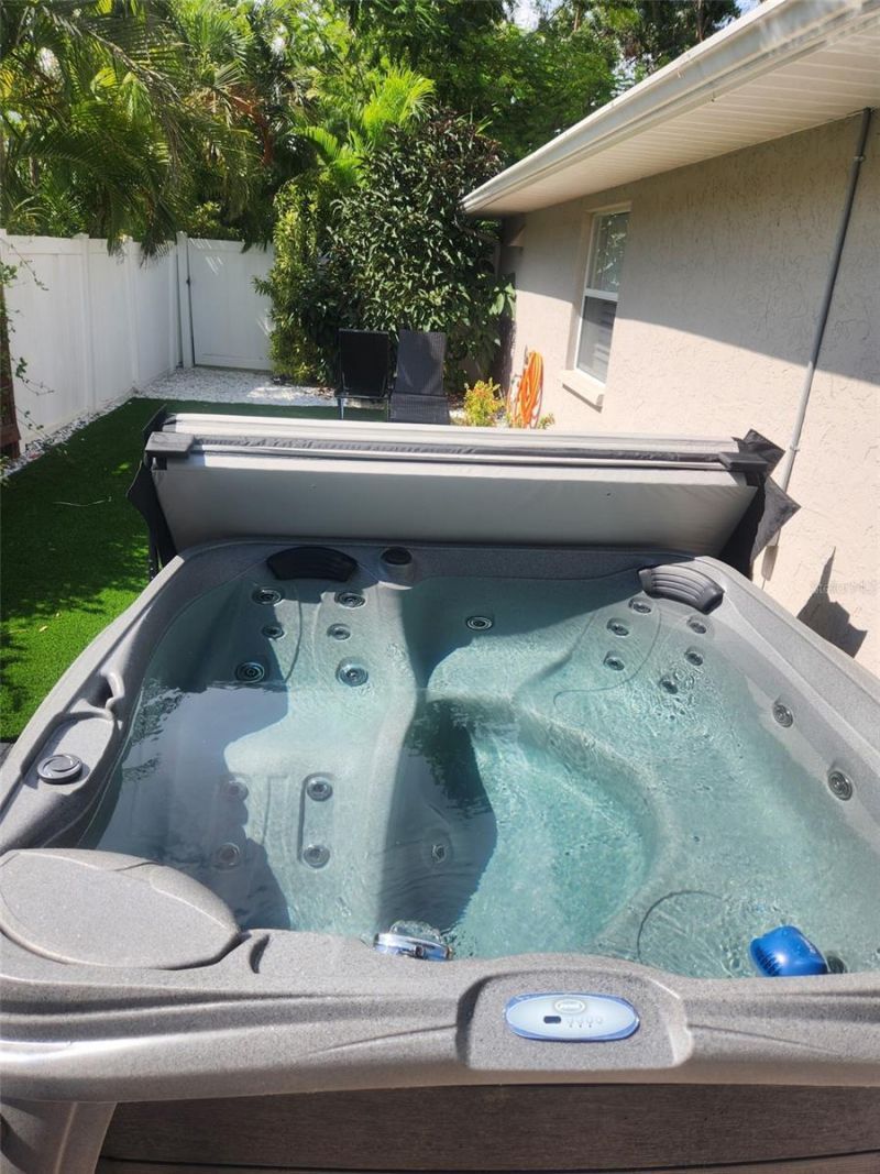 2051 Roselawn Street, Sarasota, FL 34231 Photo