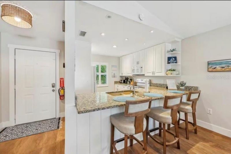 2051 Roselawn Street, Sarasota, FL 34231 Photo