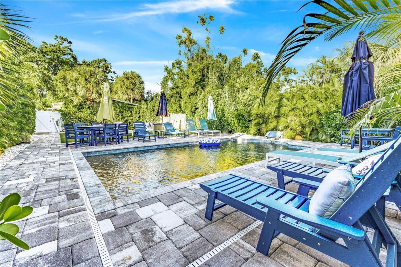 2051 Roselawn Street, Sarasota, FL 34231 Photo