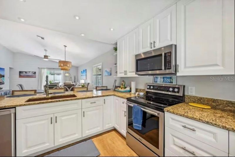 2051 Roselawn Street, Sarasota, FL 34231 Photo