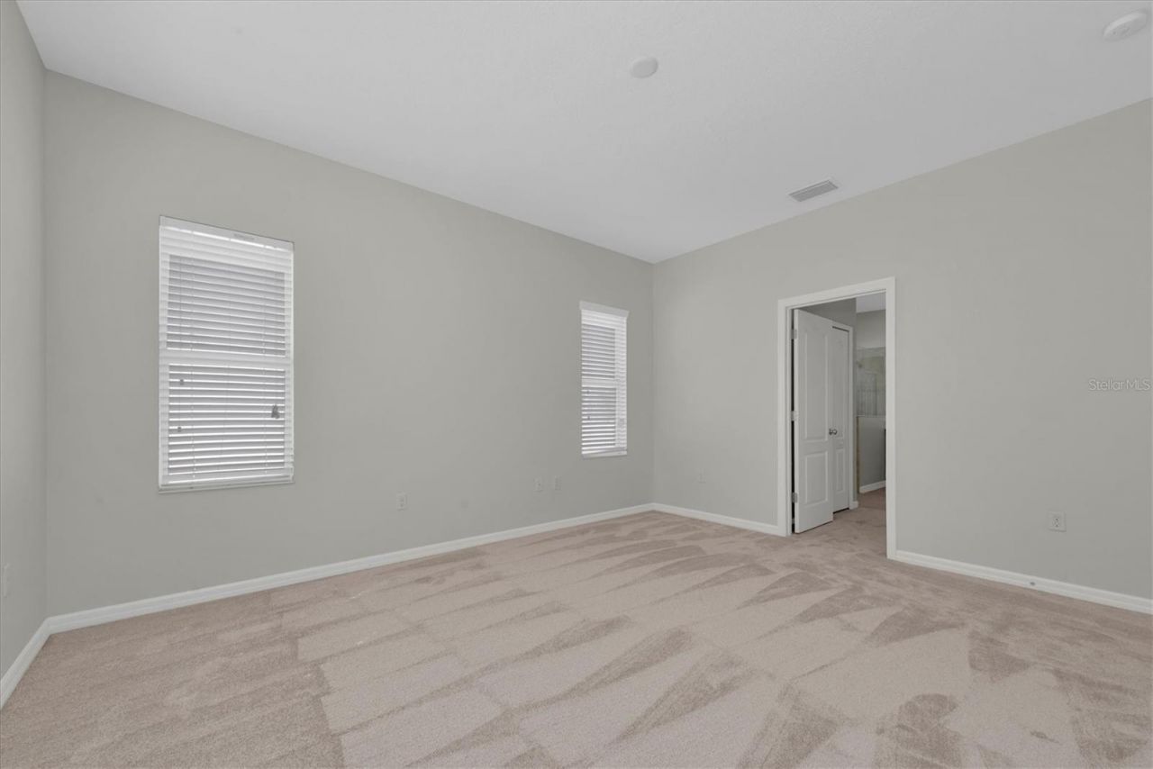 4654 Woodbrook Drive, Sarasota, FL 34243 Photo