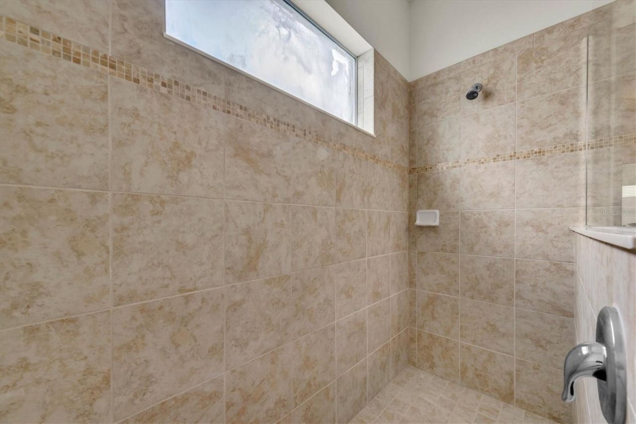 4654 Woodbrook Drive, Sarasota, FL 34243 Photo