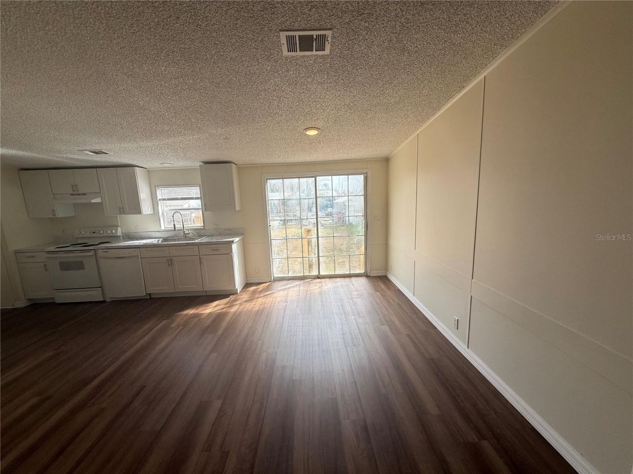 300 Hankin Road, Alturas, FL 33820 Photo