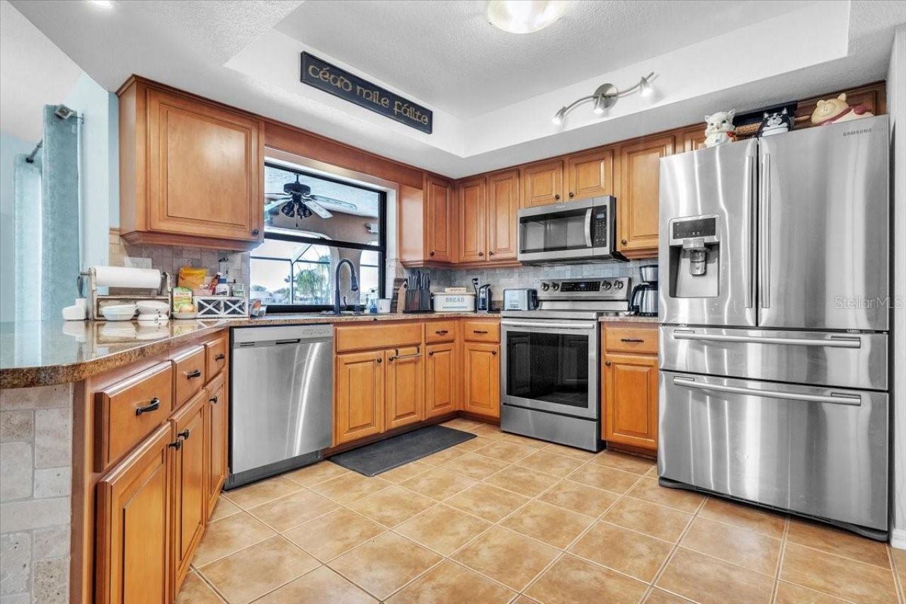 12605 SW Kings Row, Lake Suzy, FL 34269 Photo