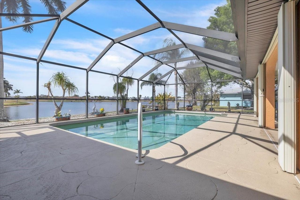 12605 SW Kings Row, Lake Suzy, FL 34269 Photo