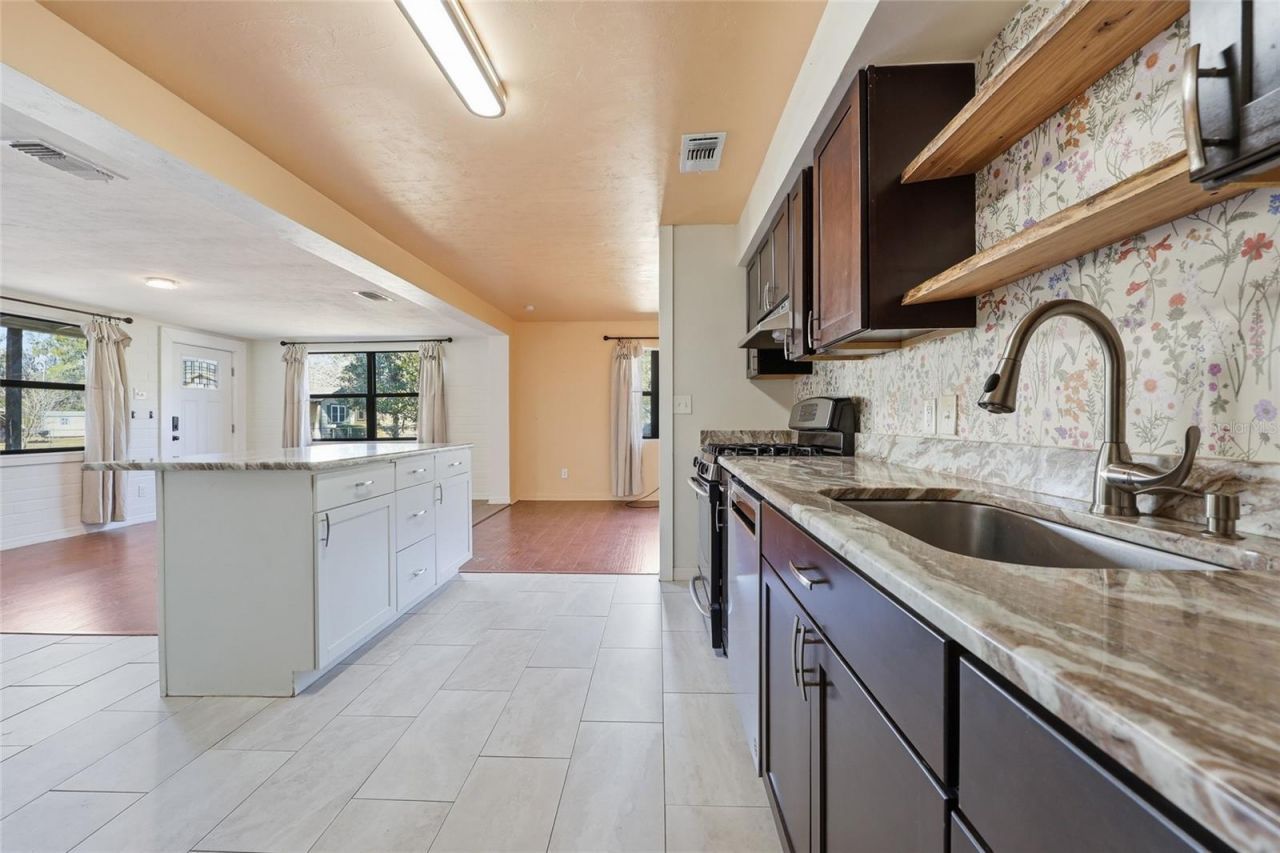 431 NW 32 Avenue, Gainesville, FL 32609 Photo