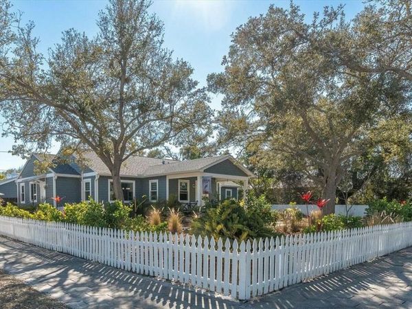 104 22ND AVENUE S, ST PETERSBURG, FL 33705