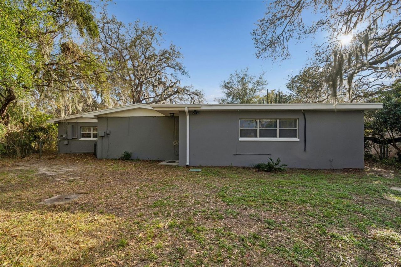 308 Brentwood Drive, Temple Terrace, FL 33617 Photo
