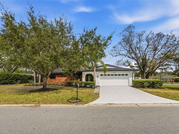 1434 HAGEN AVENUE, DUNEDIN, FL 34698