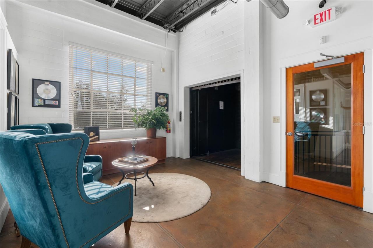 939 N Magnolia Avenue, Ocala, FL 34475 Photo