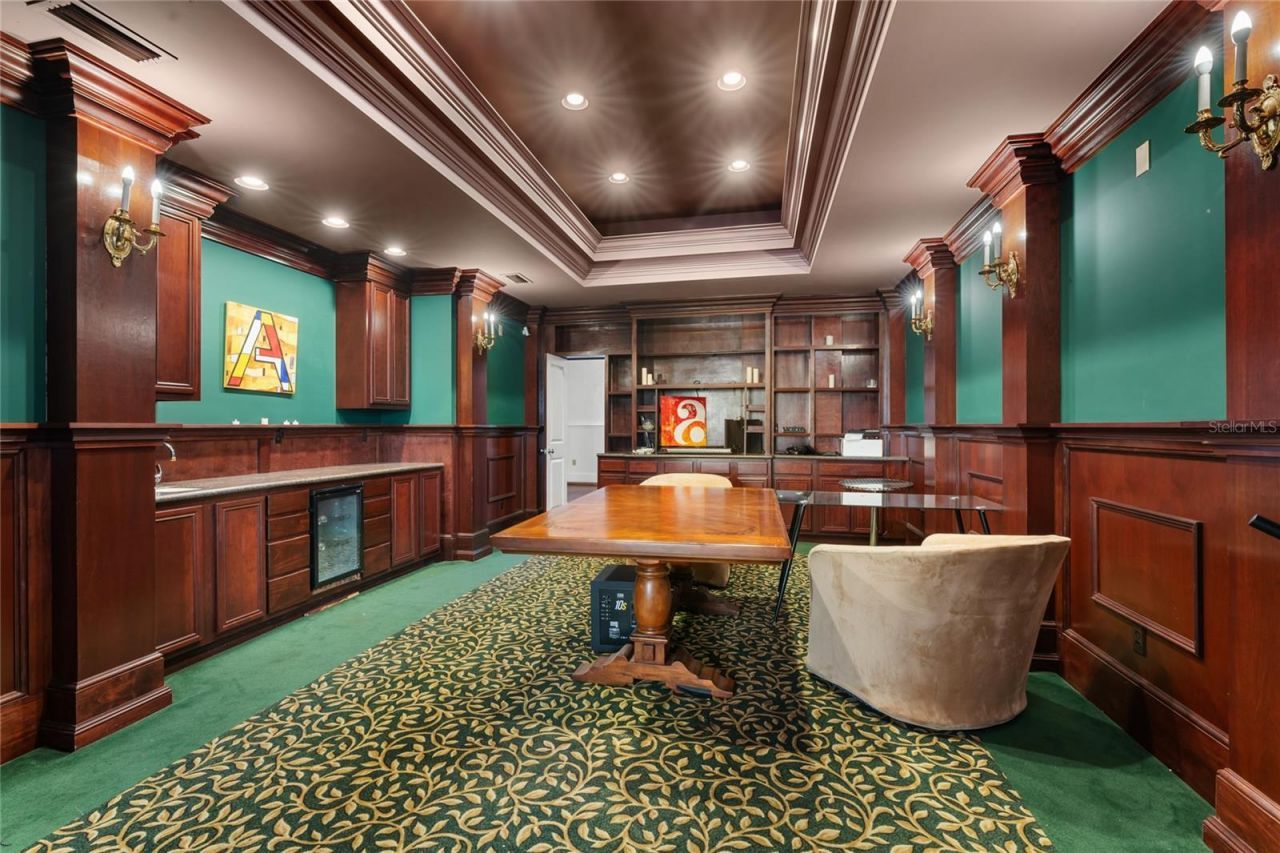 939 N Magnolia Avenue, Ocala, FL 34475 Photo