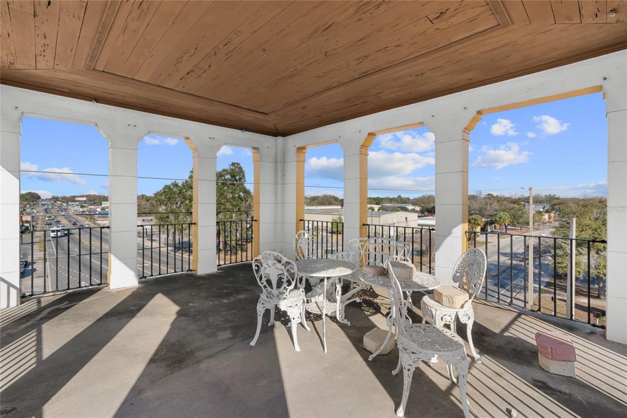 939 N Magnolia Avenue, Ocala, FL 34475 Photo