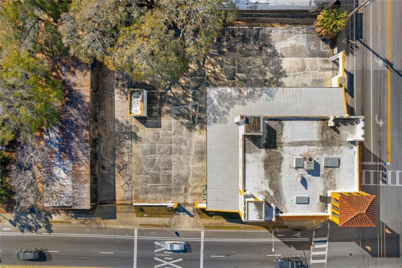 939 N Magnolia Avenue, Ocala, FL 34475 Photo