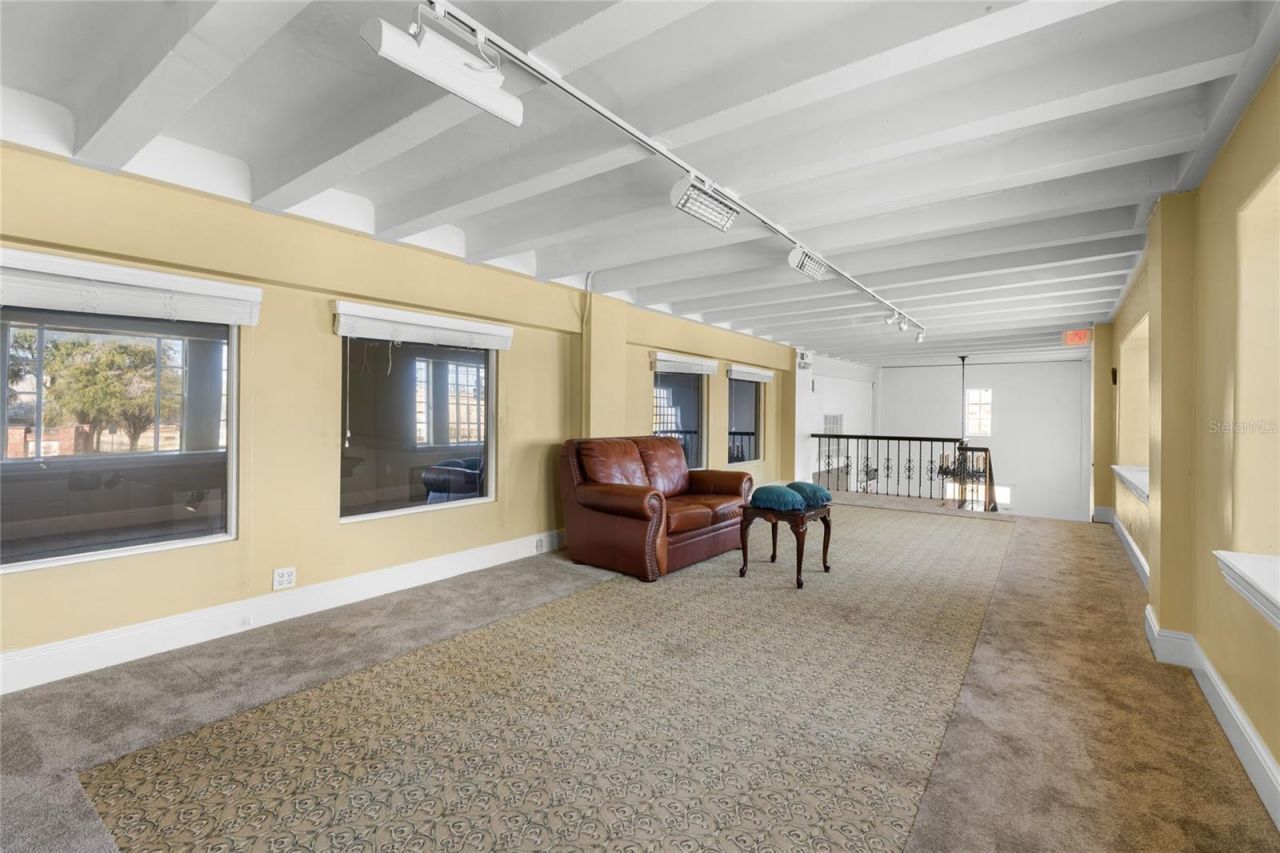 939 N Magnolia Avenue, Ocala, FL 34475 Photo