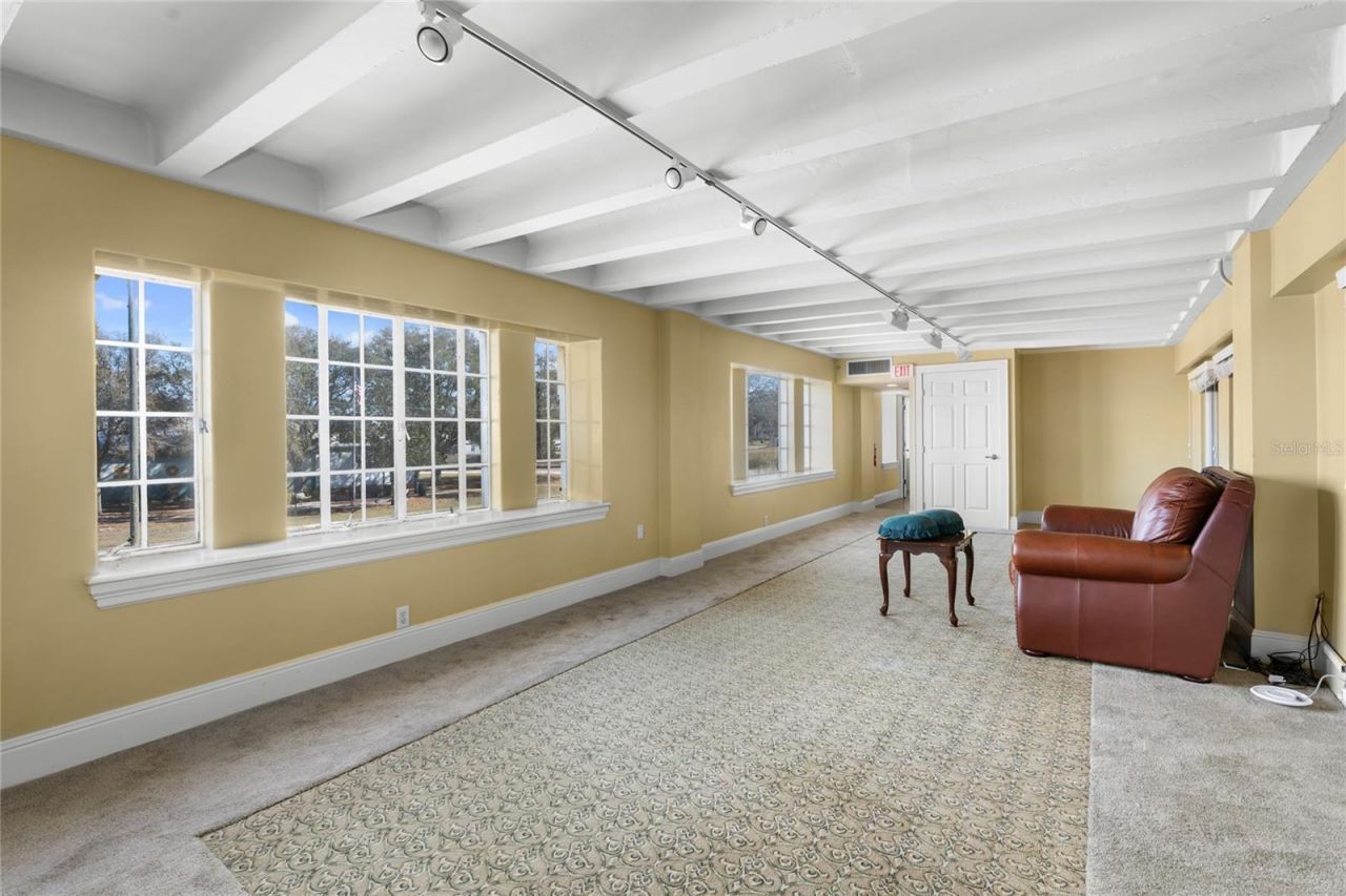 939 N Magnolia Avenue, Ocala, FL 34475 Photo