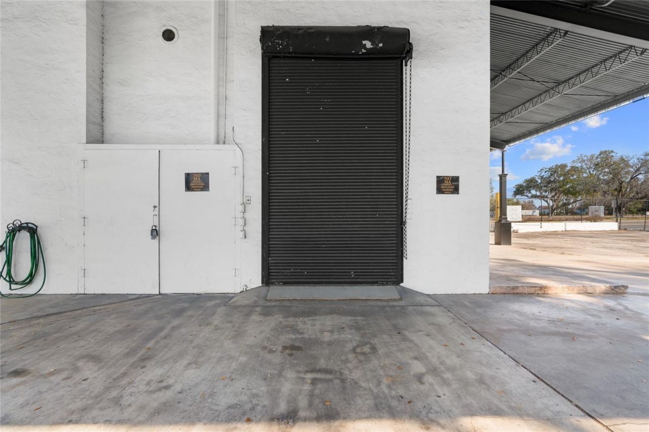 939 N Magnolia Avenue, Ocala, FL 34475 Photo