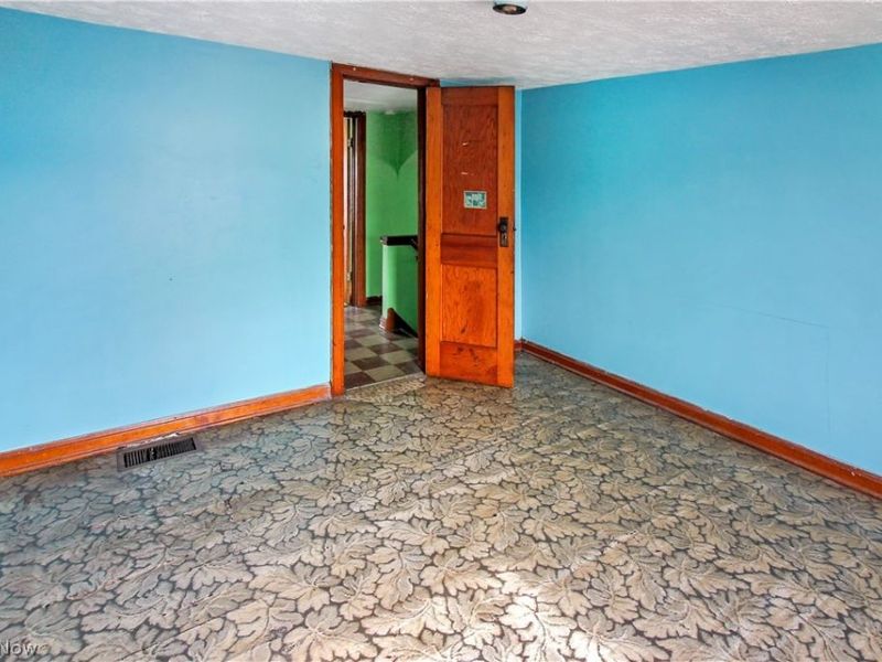 5860 Woodman Avenue, Ashtabula, OH 44004 Photo 10