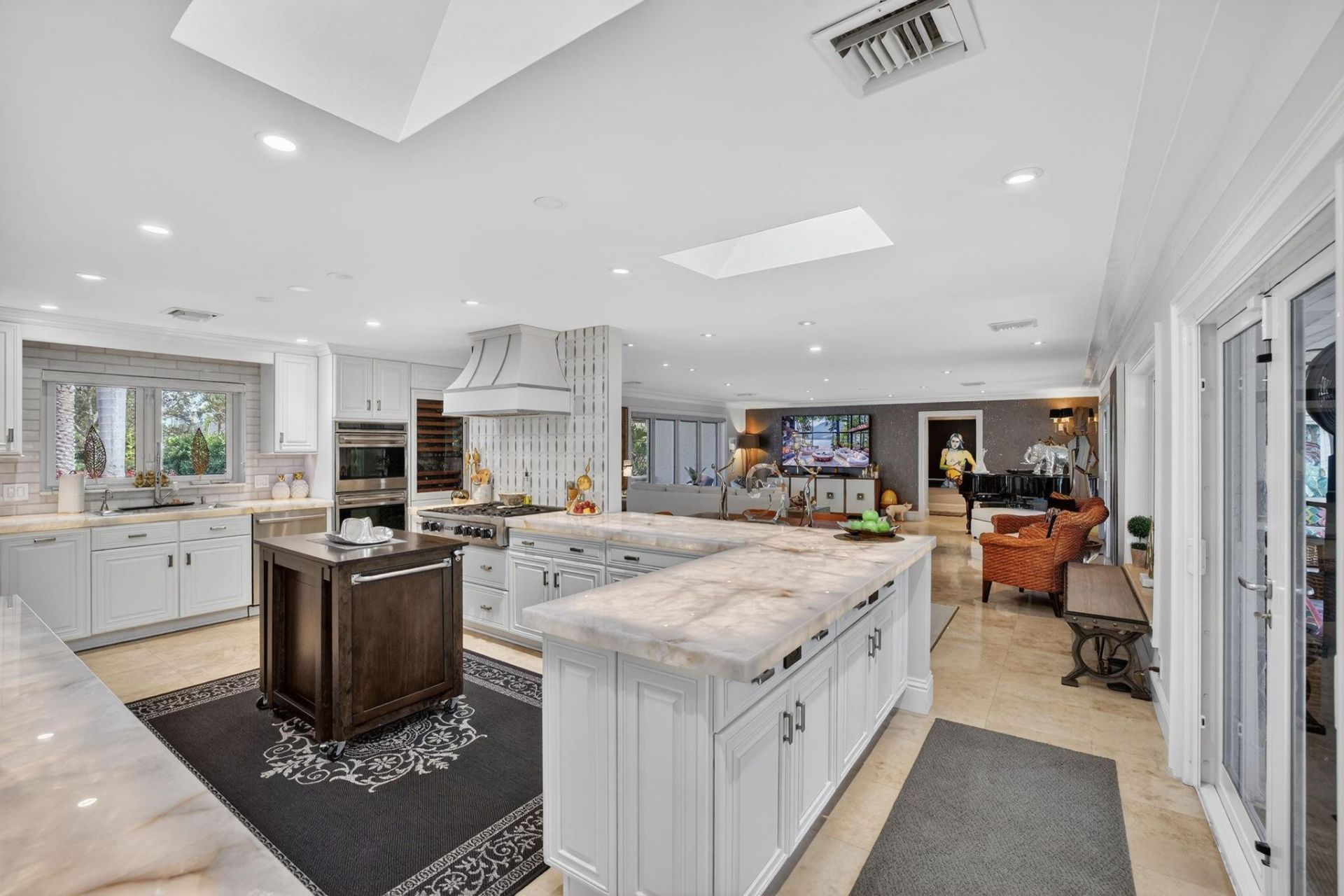 2644 NE 37th Drive, Fort Lauderdale, FL 33308 Photo