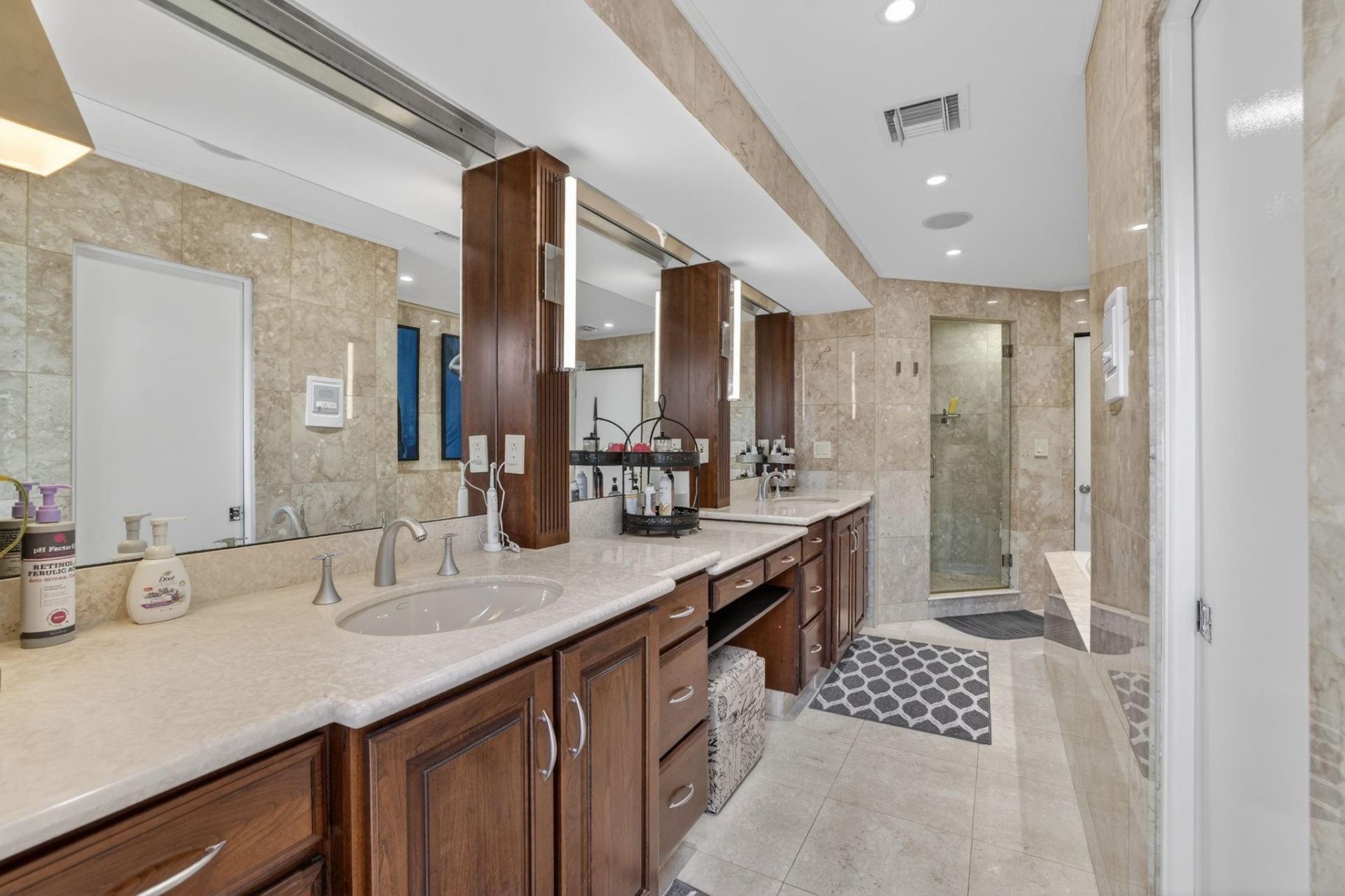 2644 NE 37th Drive, Fort Lauderdale, FL 33308 Photo