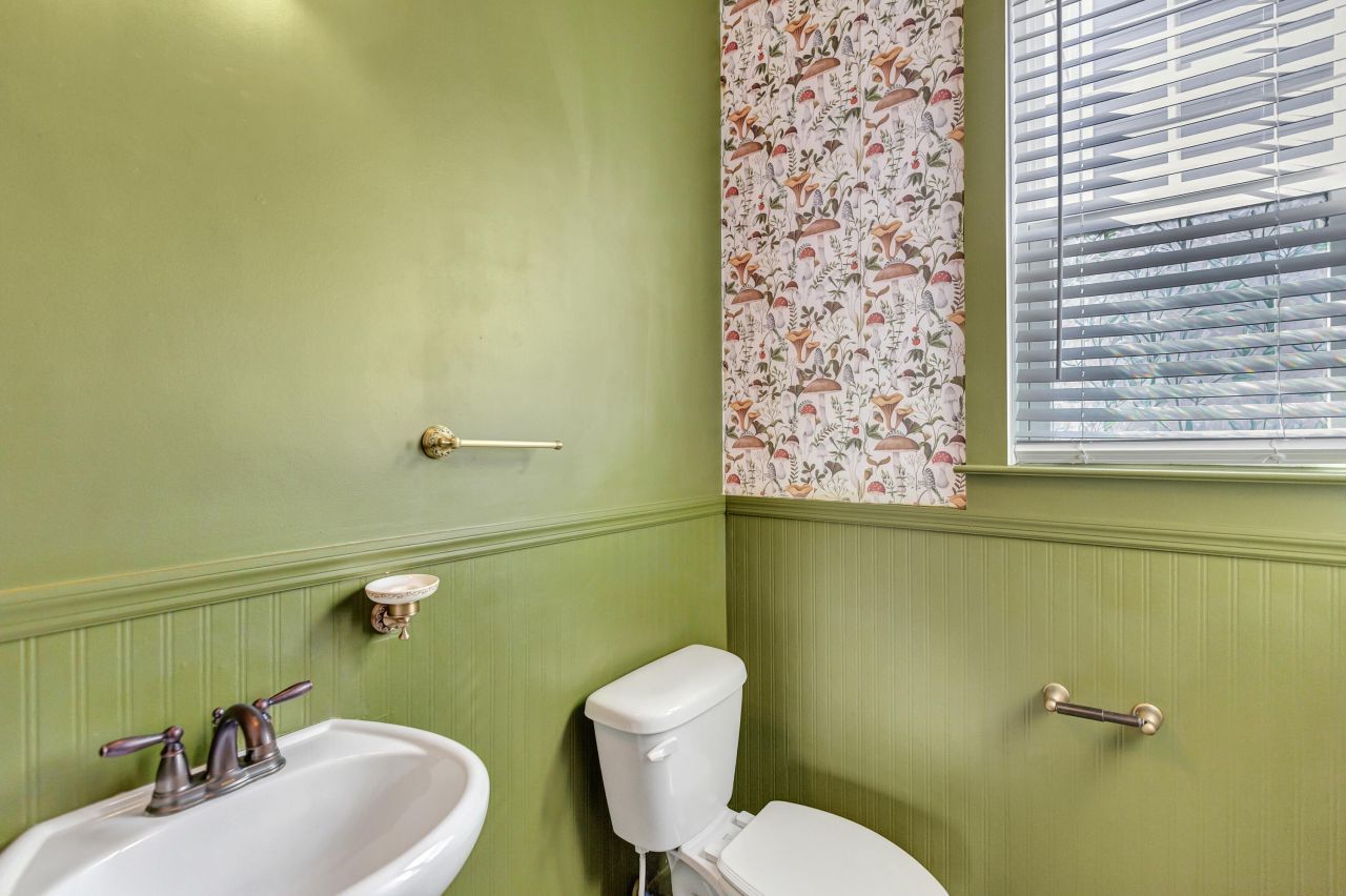 3988 Hillyard Street Street Photo 10