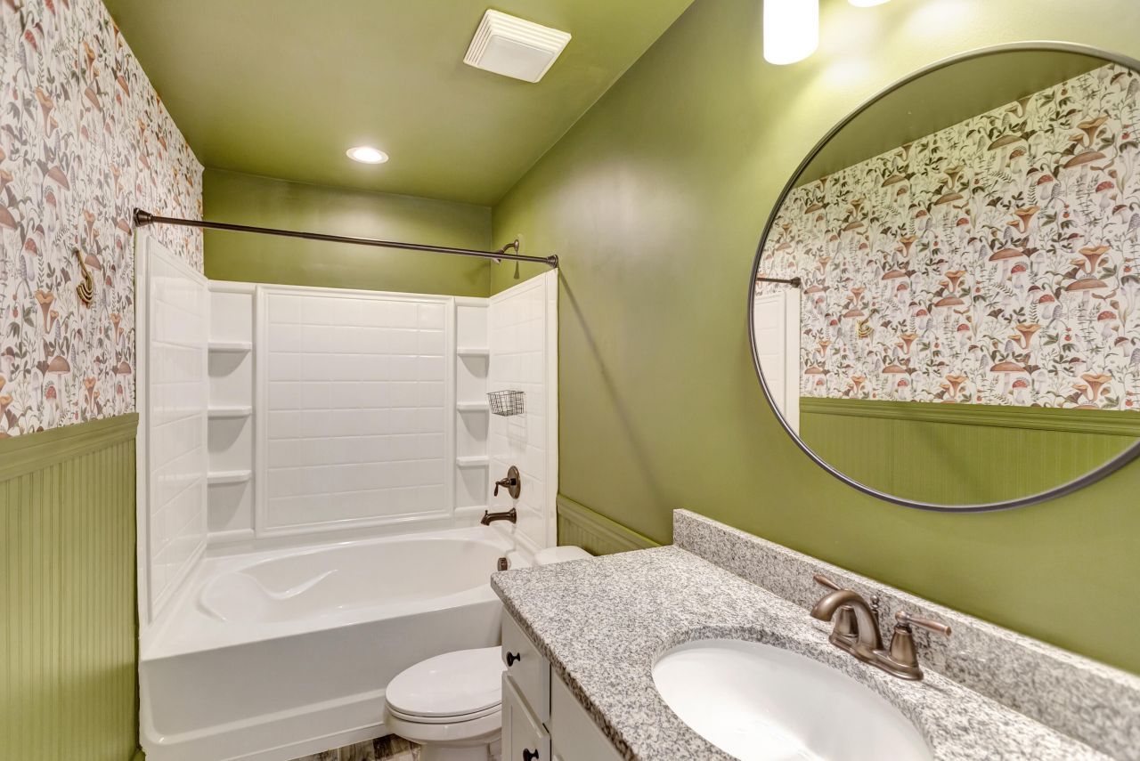 3988 Hillyard Street Street Photo 20