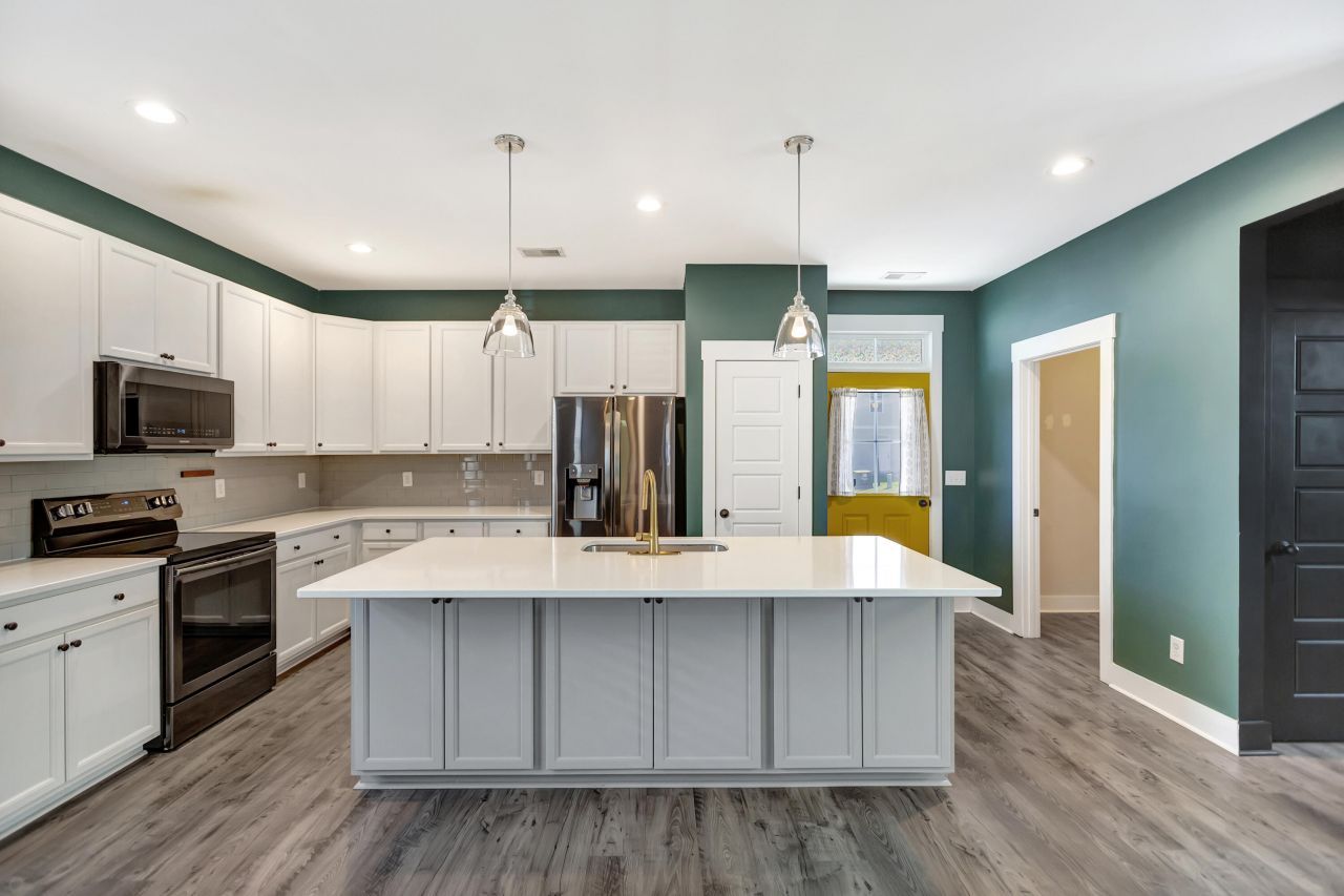 3988 Hillyard Street Street Photo 7