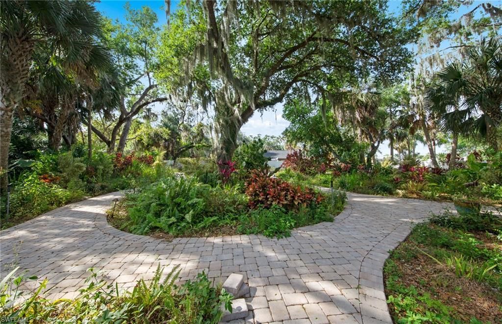 13782 River Forest Dr, Fort Myers, FL 33905 Photo