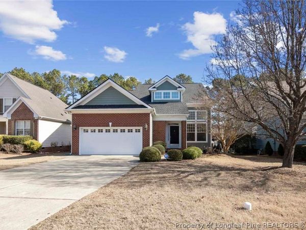 98 Cottswold Lane, Spring Lake, NC 28390