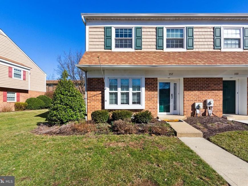 357 Saybrook Lane, Unit #158, Wallingford, PA 19086 Main Photo