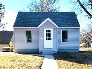 1168 Prospect Avenue, Windom, MN 56101